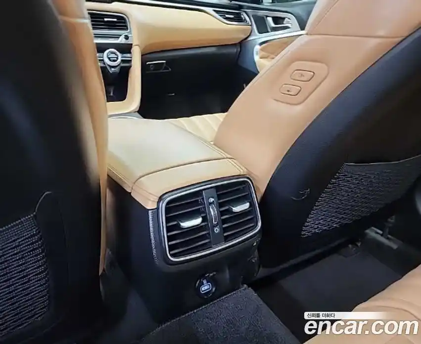 Genesis G70 2023 2.0 гидро в Москве № 2051553, фото 13