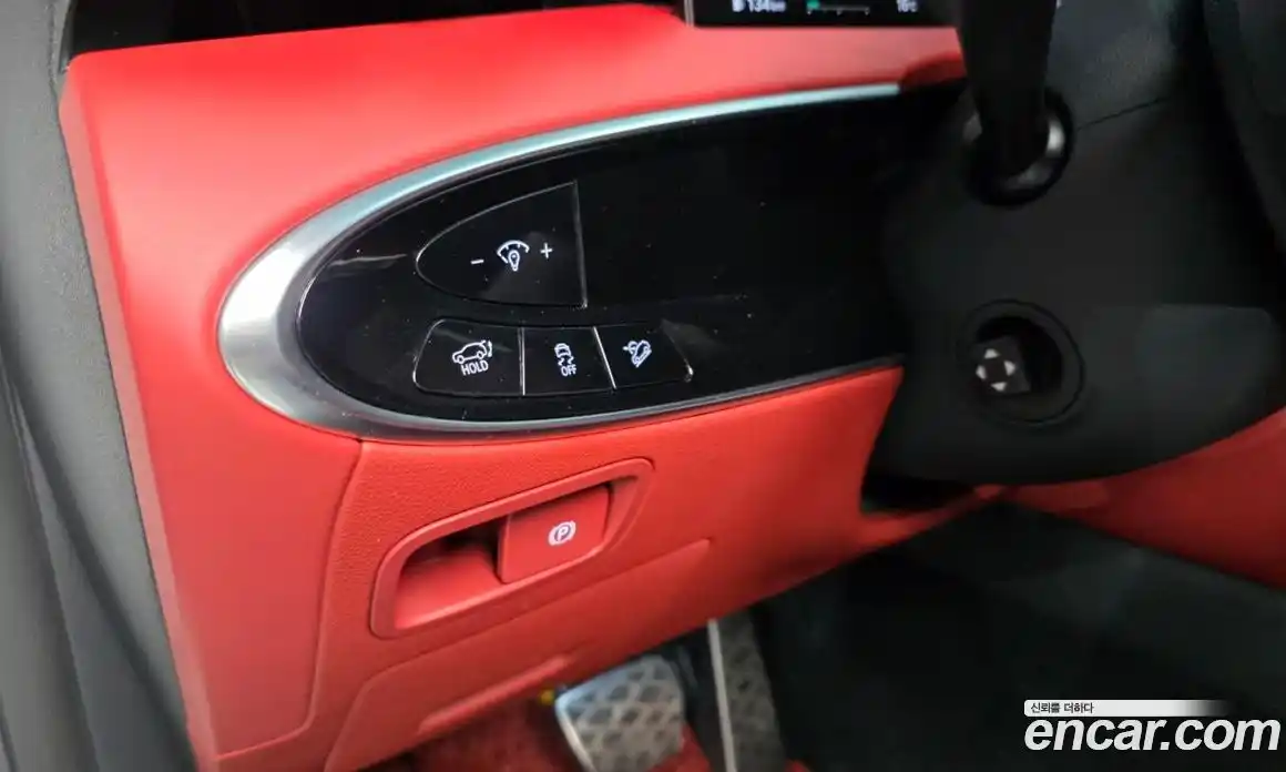 Genesis GV70 2024 2.5 гидро в Москве № 2051644, фото 27