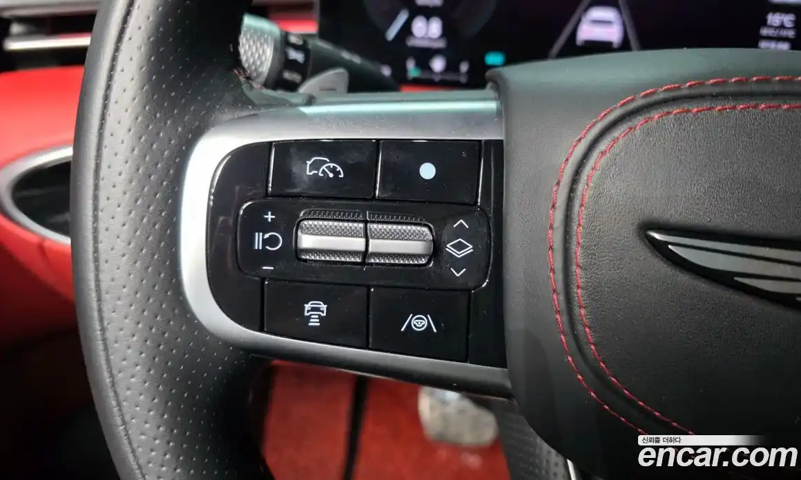 Genesis GV70 2024 2.5 гидро в Москве № 2051644, фото 33
