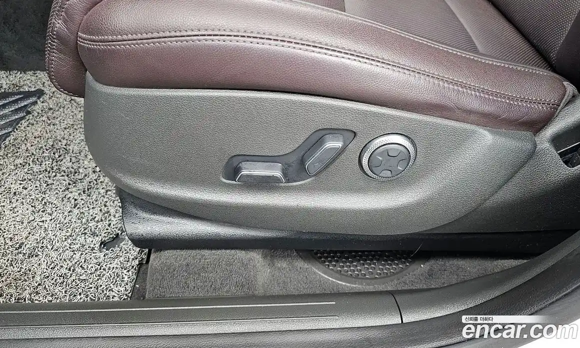 Genesis GV70 2021 2.5 гидро в Москве № 2051720, фото 30
