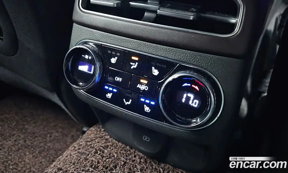 Genesis GV70 2021 2.2 гидро в Москве № 2051843, фото 23