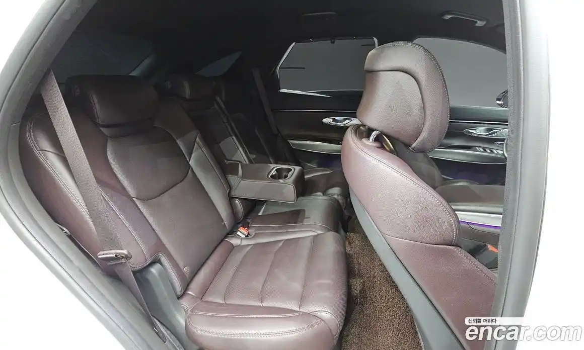 Genesis GV70 2021 2.2 гидро в Москве № 2051843, фото 24