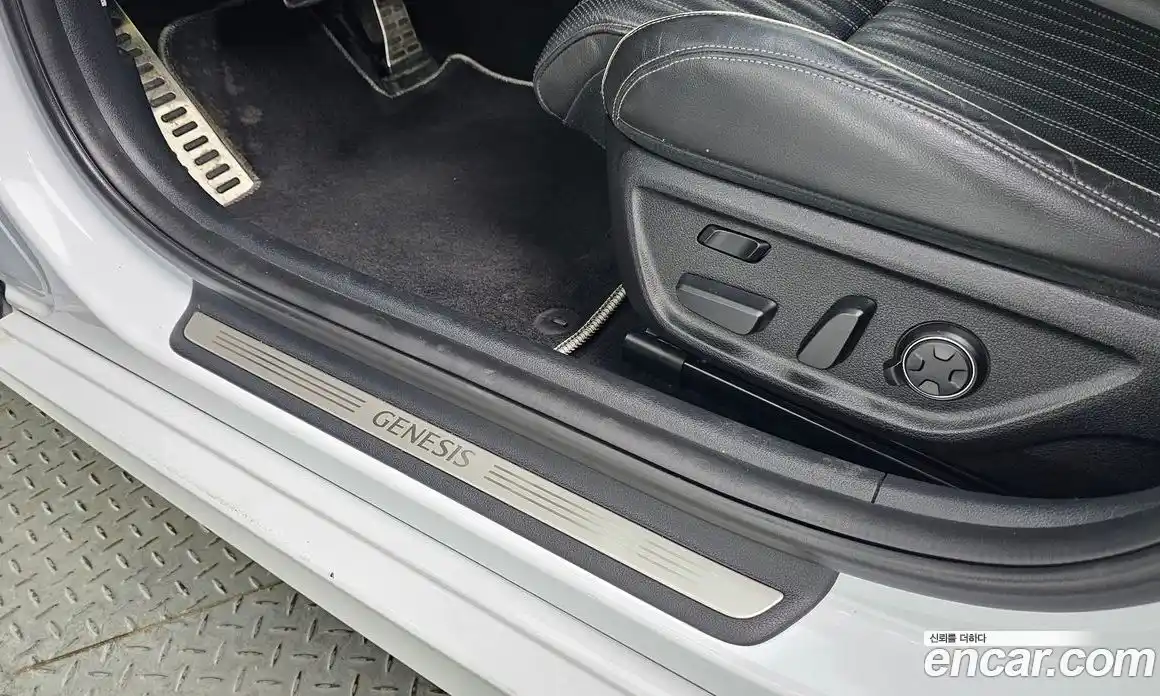 Genesis G70 2018 2.0 гидро в Москве № 2051856, фото 30