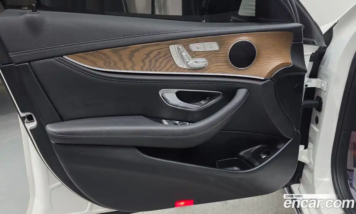 Mercedes-Benz E-Class 2020 1.9 гидро в Москве № 2051891, фото 18
