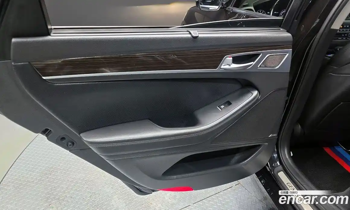 Genesis G80 2017 3.3 гидро в Москве № 2051892, фото 15