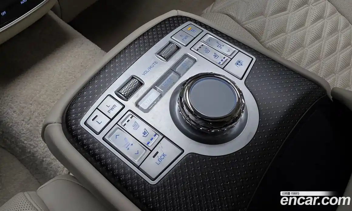 Genesis G80 2024 3.5 гидро в Москве № 2051911, фото 17