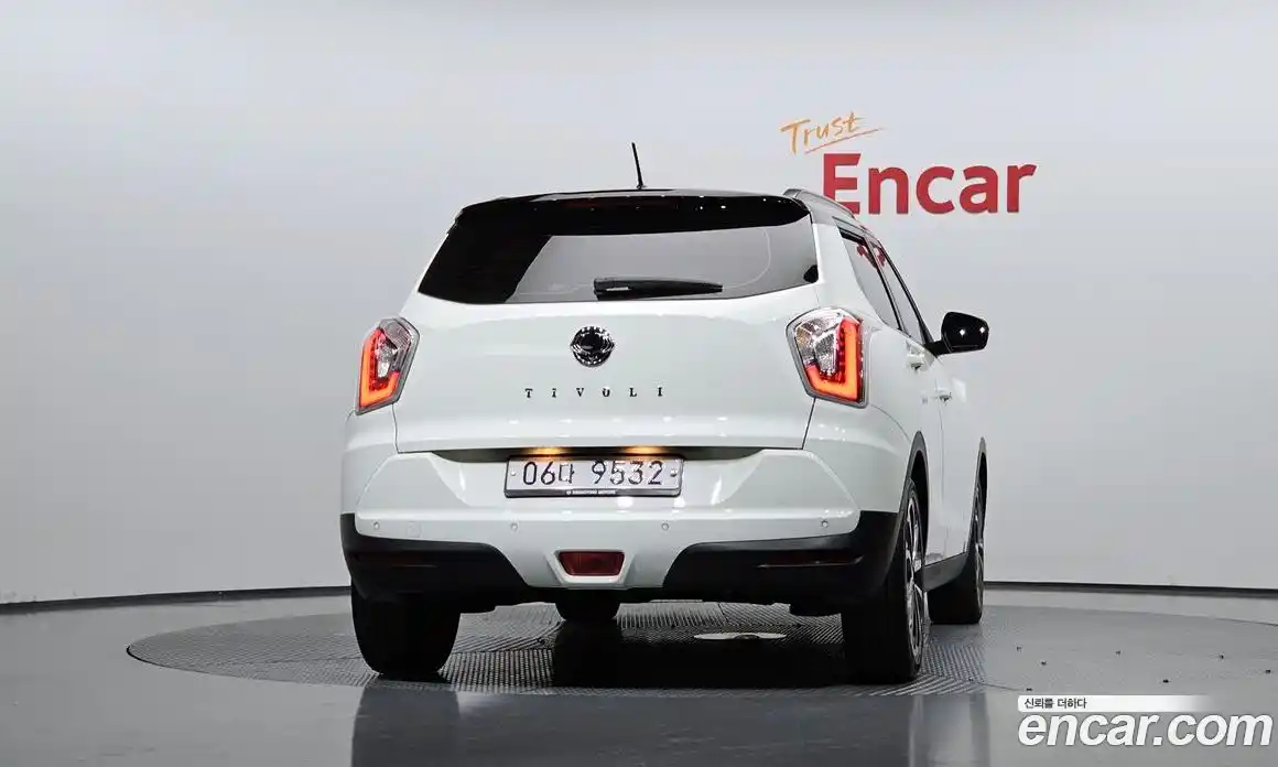 SsangYong TIBOLI 2017 1.6 гидро в Москве № 2052029, фото 4