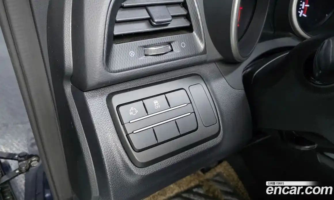 SsangYong TIBOLI 2018 1.6 гидро в Москве № 2052118, фото 17