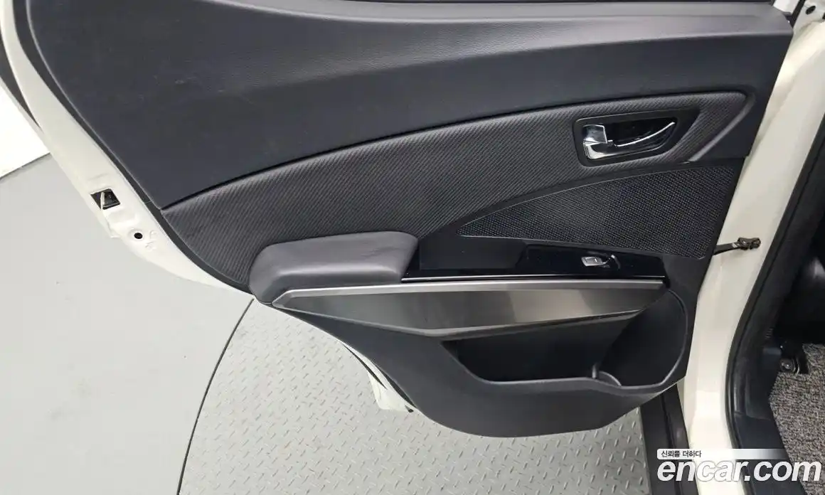 SsangYong TIBOLI 2019 1.5 гидро в Москве № 2052288, фото 15