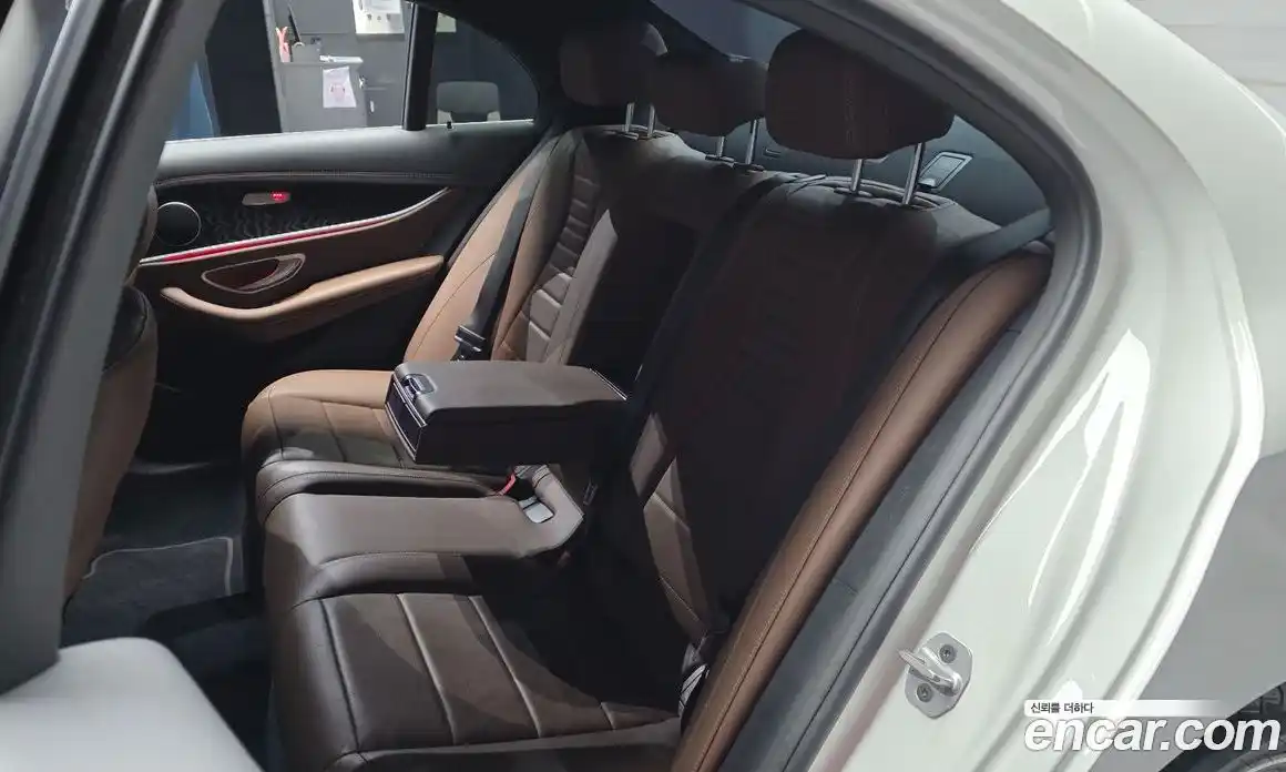 Mercedes-Benz E-Class 2022 2.0 гидро в Москве № 2052331, фото 18