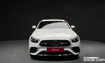 Mercedes-Benz E-Class 2022 2.0 гидро в Москве № 2052331, миниатюра 3
