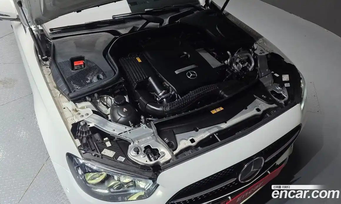 Mercedes-Benz E-Class 2022 2.0 гидро в Москве № 2052331, фото 6
