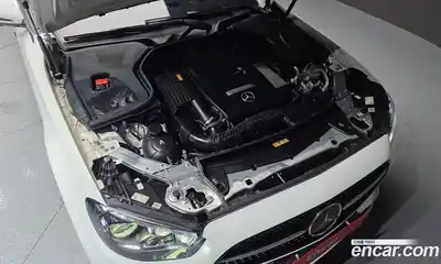 Mercedes-Benz E-Class 2022 2.0 гидро в Москве № 2052331, миниатюра 6