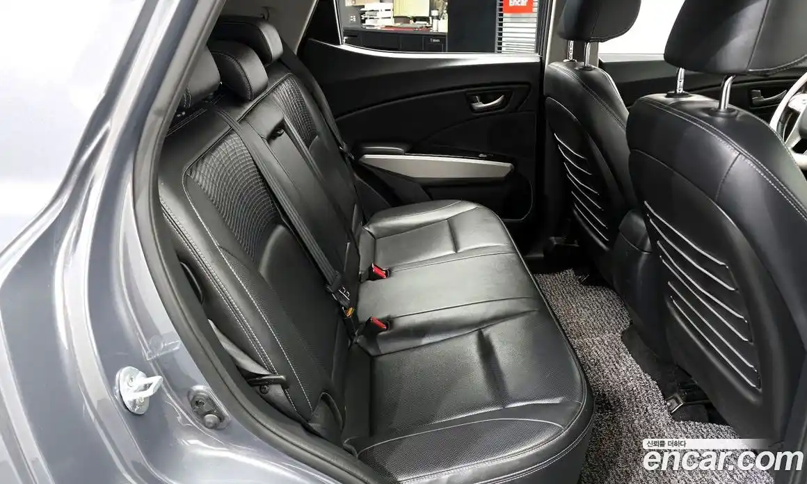 SsangYong TIBOLI 2017 1.6 гидро в Москве № 2052390, фото 12