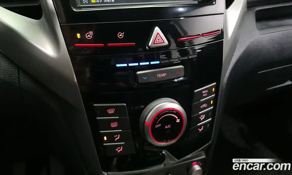 SsangYong TIBOLI 2017 1.6 гидро в Москве № 2052390, фото 16