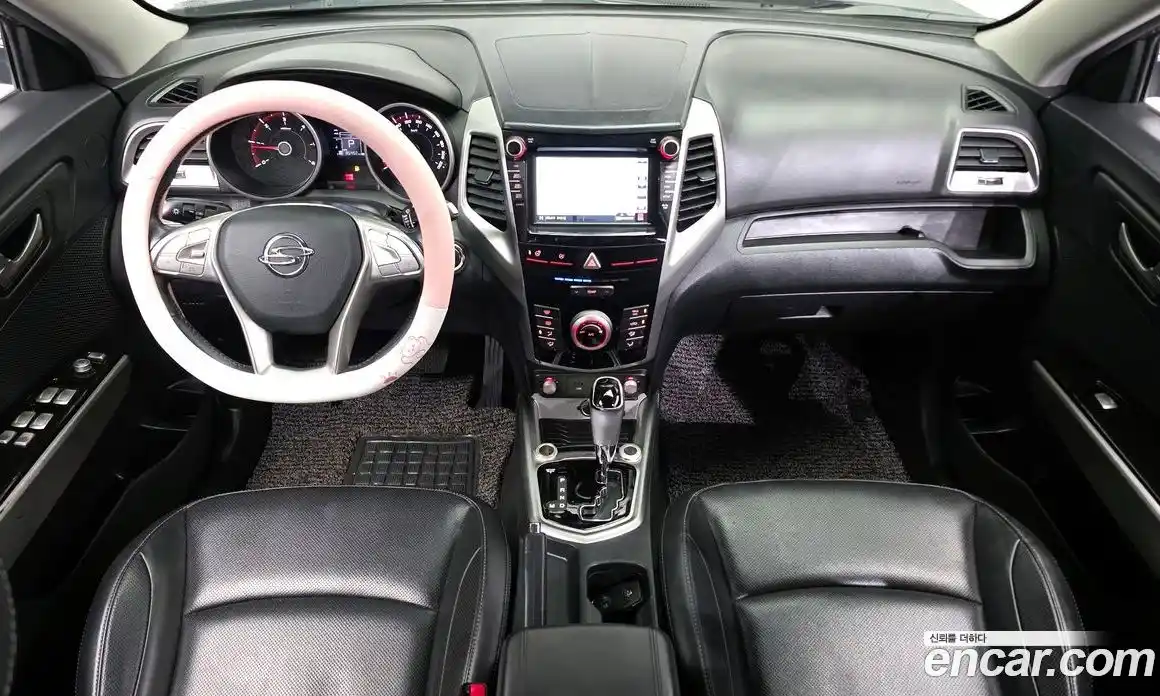 SsangYong TIBOLI 2017 1.6 гидро в Москве № 2052390, фото 7