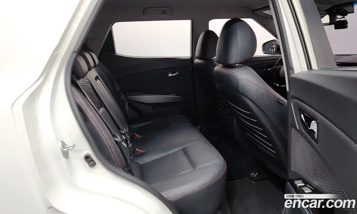 SsangYong TIBOLI 2016 1.6 гидро в Москве № 2052476, фото 17