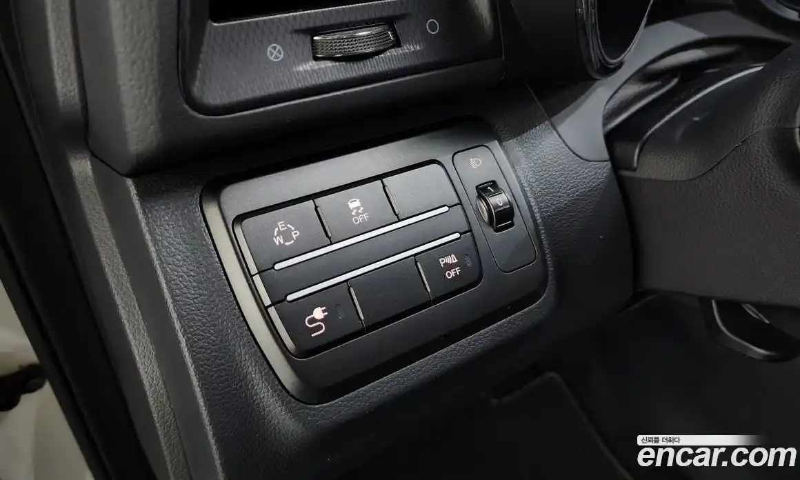 SsangYong TIBOLI 2016 1.6 гидро в Москве № 2052476, фото 26