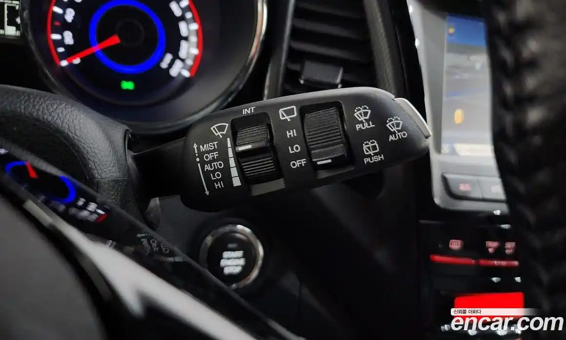 SsangYong TIBOLI 2016 1.6 гидро в Москве № 2052476, фото 27