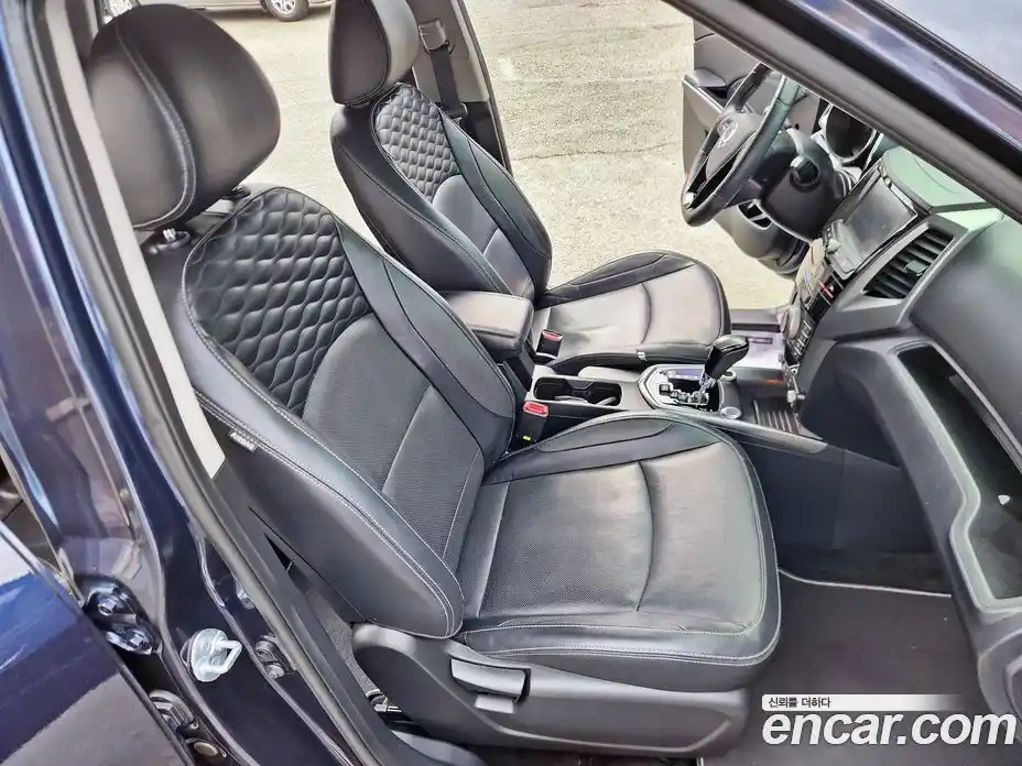 SsangYong TIBOLI 2017 1.6 гидро в Москве № 2052583, фото 10