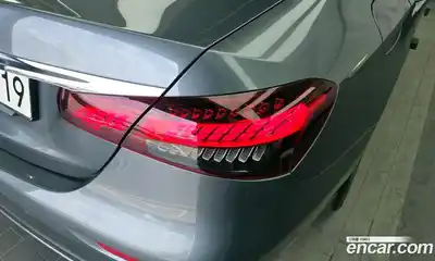 Mercedes-Benz E-Class 2021 2.0 гидро в Москве № 2052669, миниатюра 9