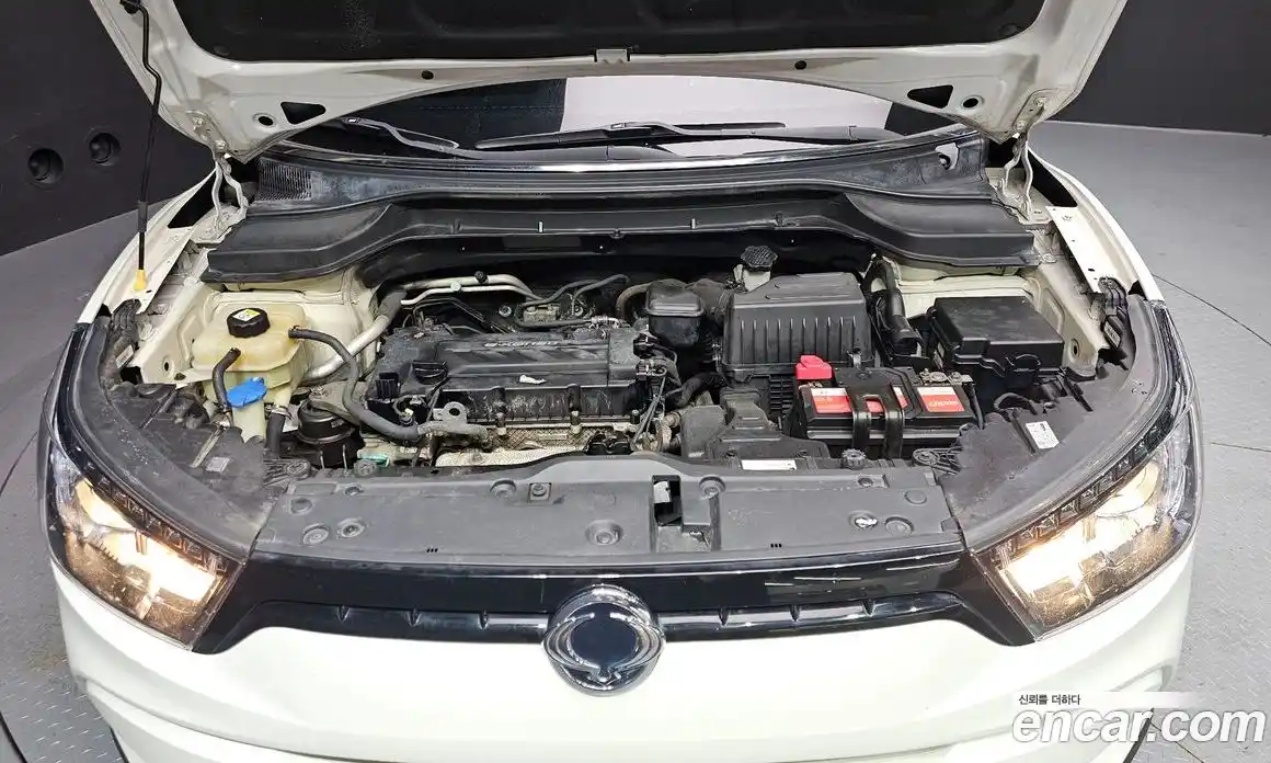 SsangYong TIBOLI 2016 1.6 гидро в Москве № 2052733, фото 6
