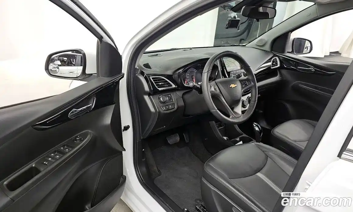 Chevrolet Spark 2020 1.0 гидро в Москве, фото 13
