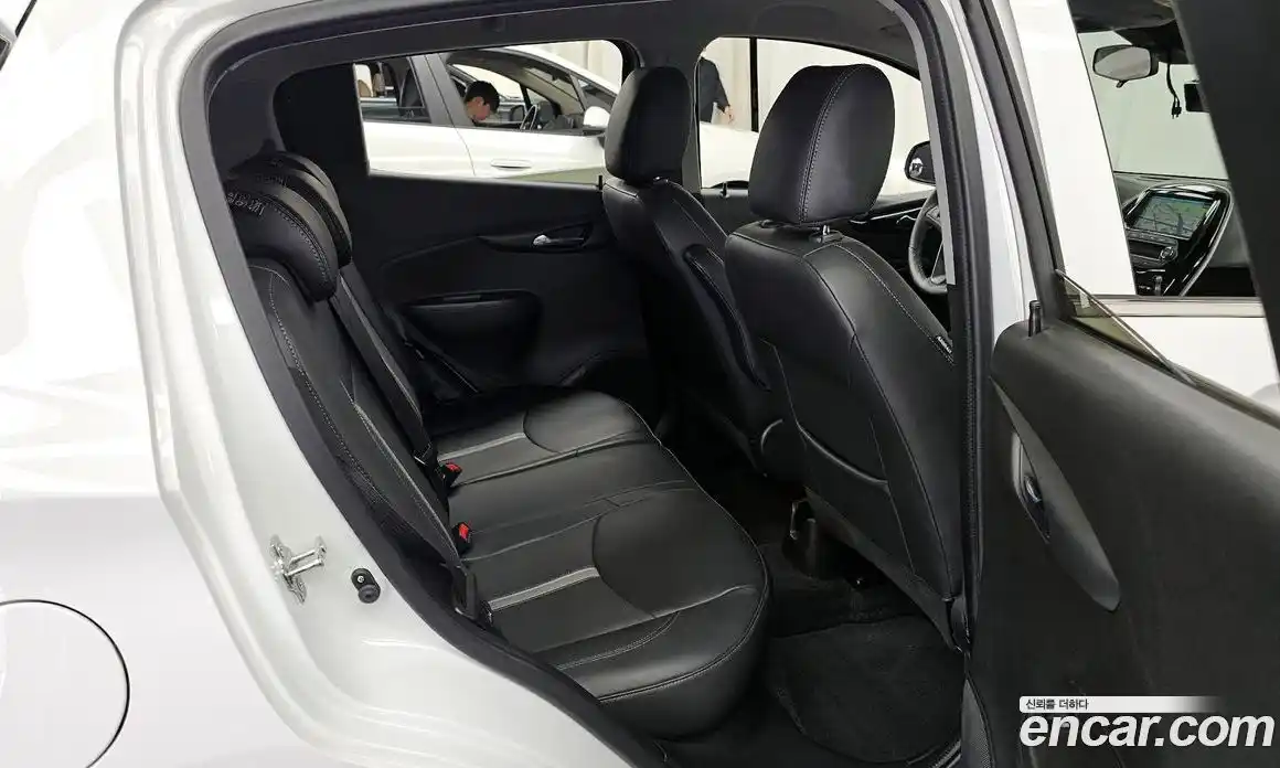 Chevrolet Spark 2020 1.0 гидро в Москве, фото 18
