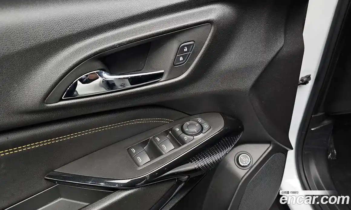 Chevrolet Trax 2023 1.2 гидро в Москве № 2052931, фото 17