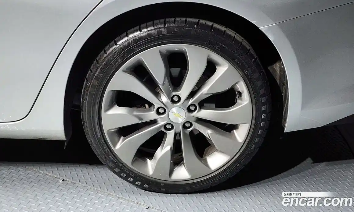 Chevrolet Malibu 2016 1.5 гидро в Москве № 2053163, фото 7