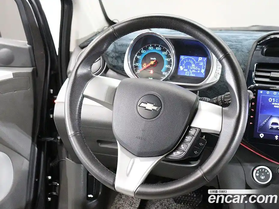 Chevrolet Spark 2014 1.0 гидро в Москве № 2053177, фото 16