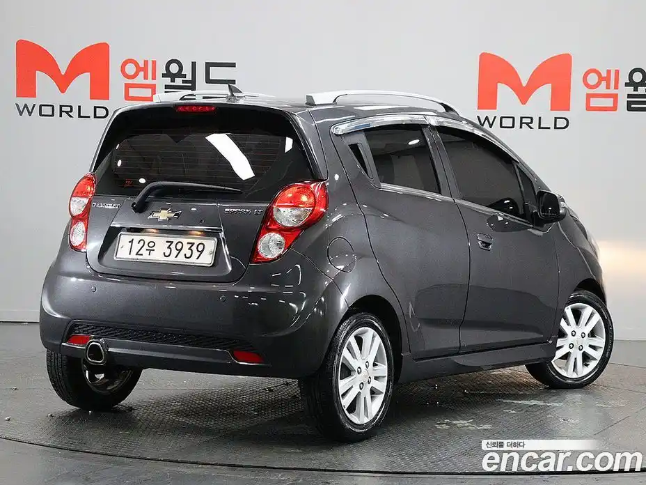 Chevrolet Spark 2014 1.0 гидро в Москве № 2053177, фото 3