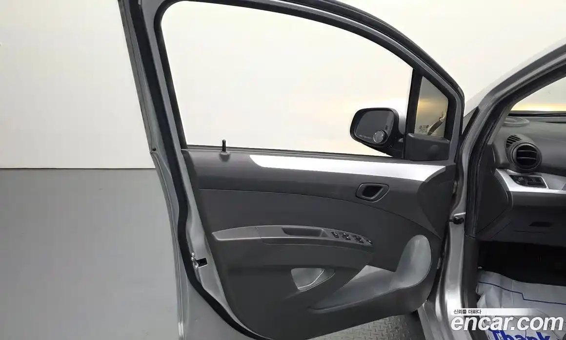 Chevrolet Spark 2014 1.0 гидро в Москве № 2053285, фото 14
