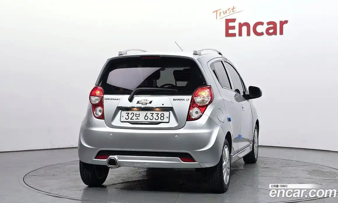 Chevrolet Spark 2014 1.0 гидро в Москве № 2053285, фото 4