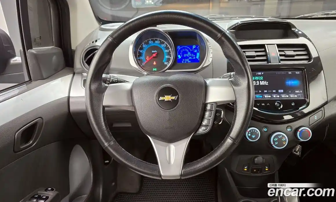 Chevrolet Spark 2013 1.0 гидро в Москве № 2053296, фото 19