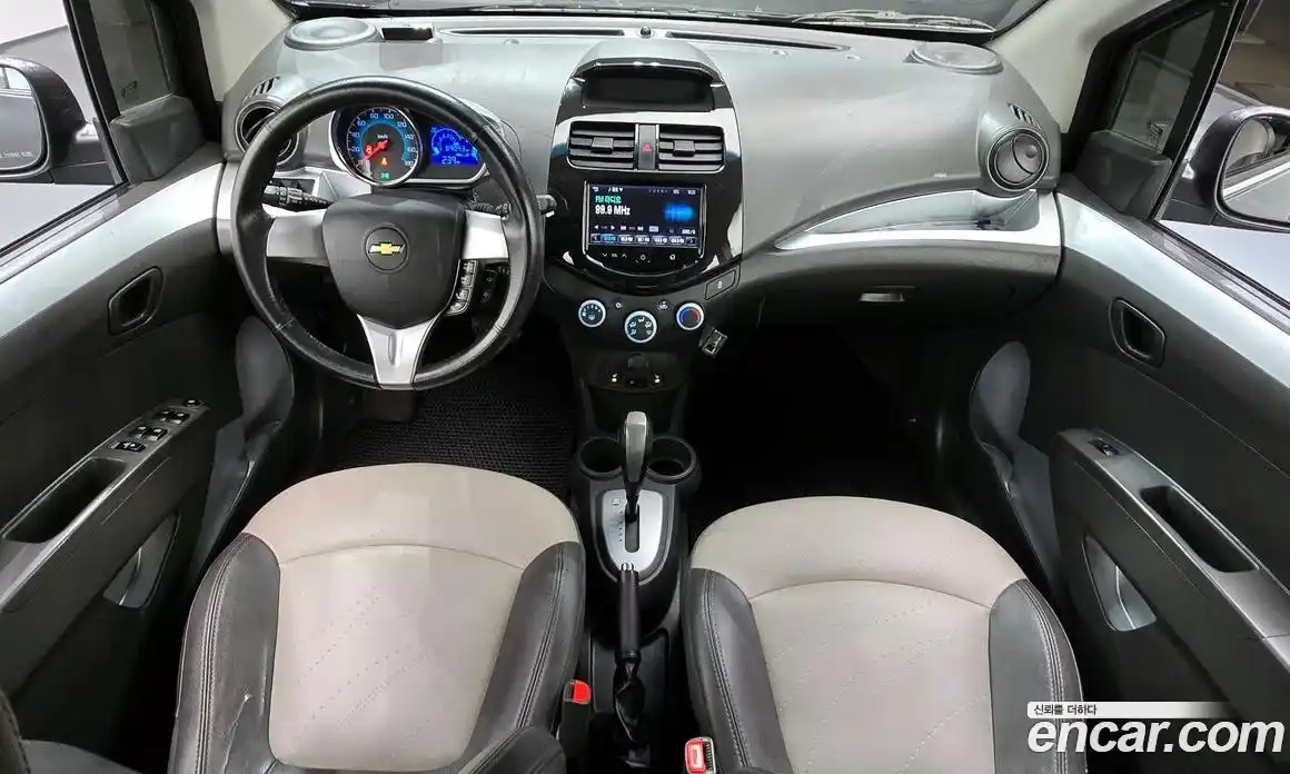 Chevrolet Spark 2013 1.0 гидро в Москве № 2053296, фото 10