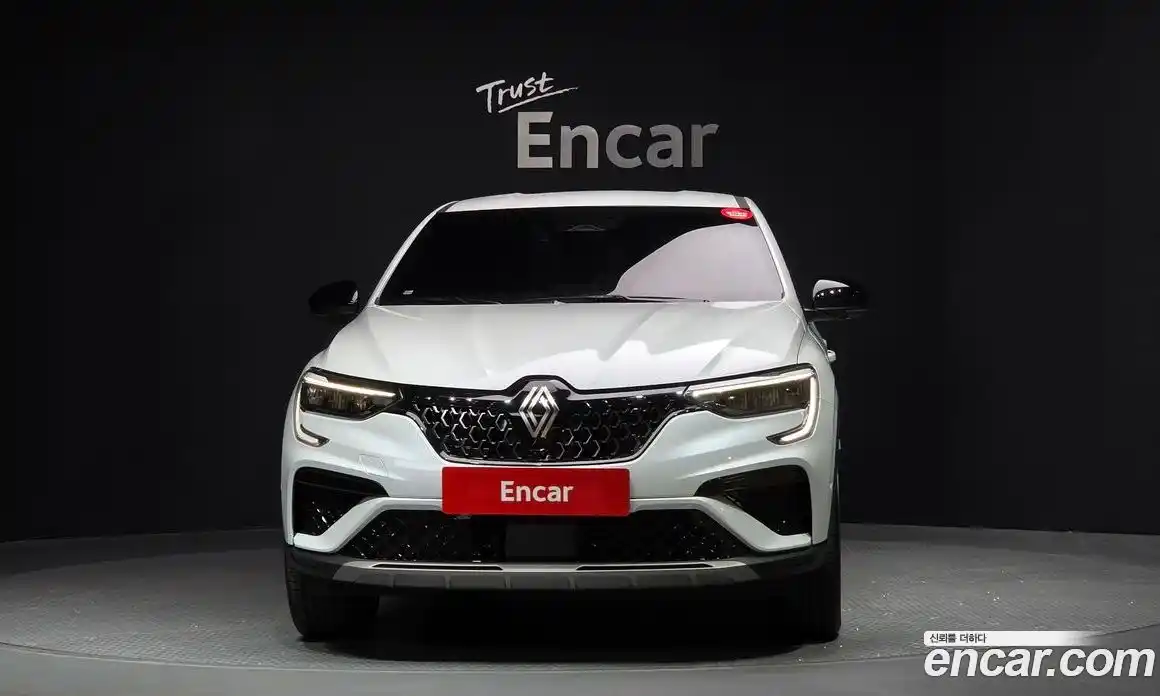 Renault Arkana 2025 1.6 гидро в Москве № 2053849, фото 3