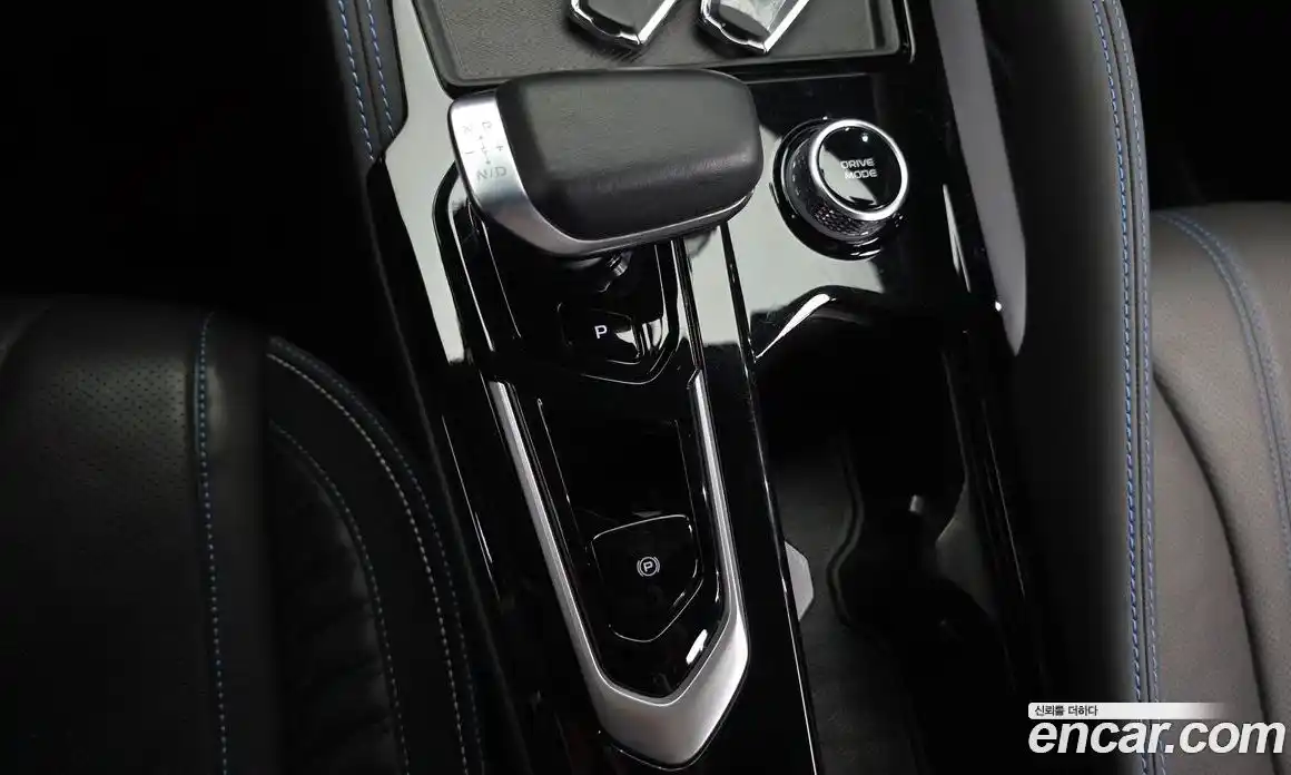 Renault Grand Koleos 2025 1.5 гидро в Москве № 2053906, фото 9