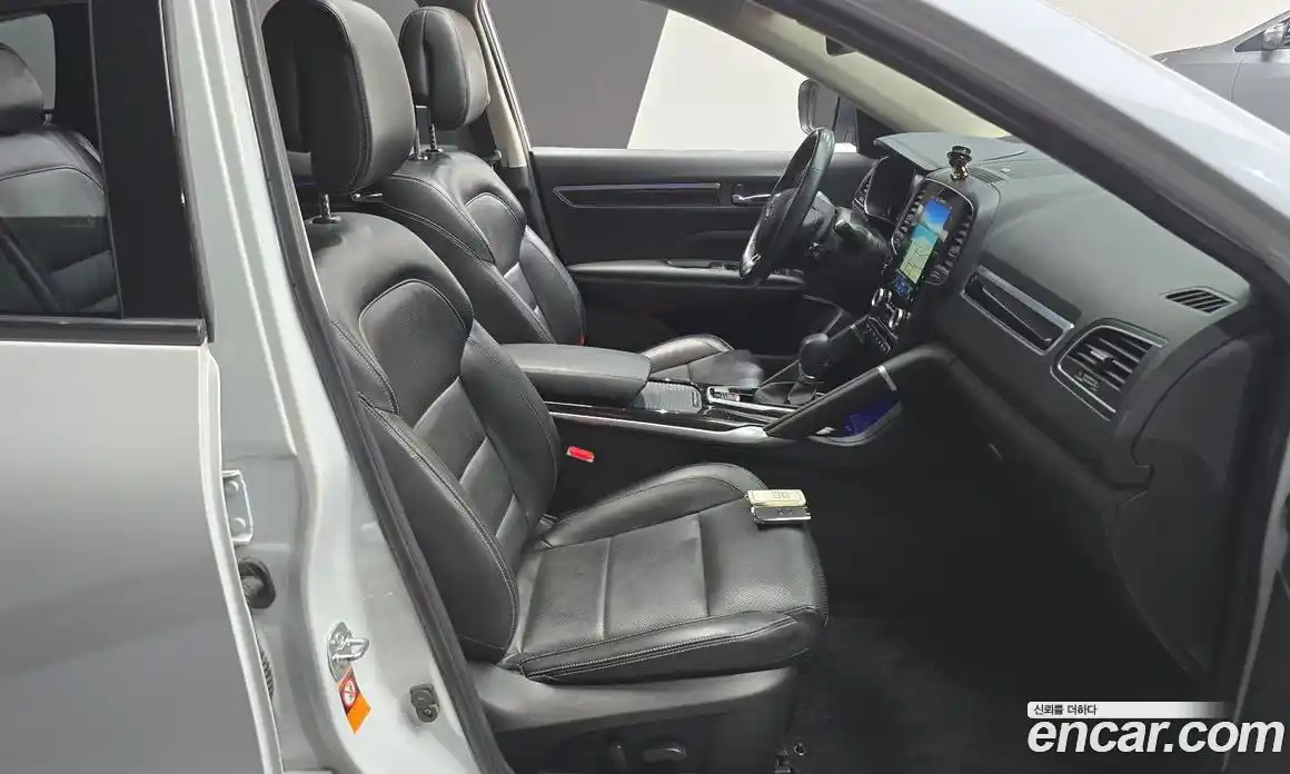 Renault QM6 2017 2.0 гидро в Москве № 2053952, фото 16