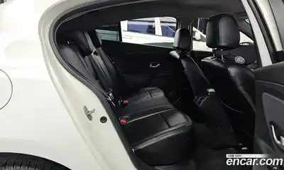 Renault SM3 2015 1.6 гидро в Москве № 2054136, миниатюра 12