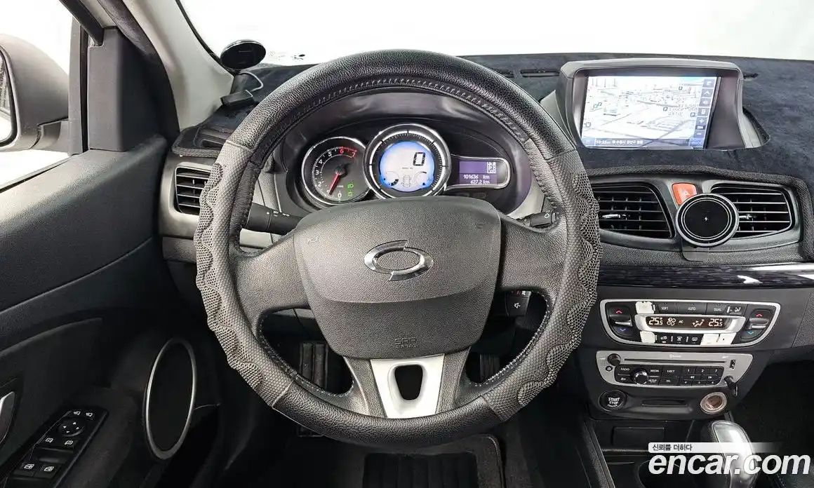 Renault SM3 2015 1.6 гидро в Москве № 2054136, фото 13