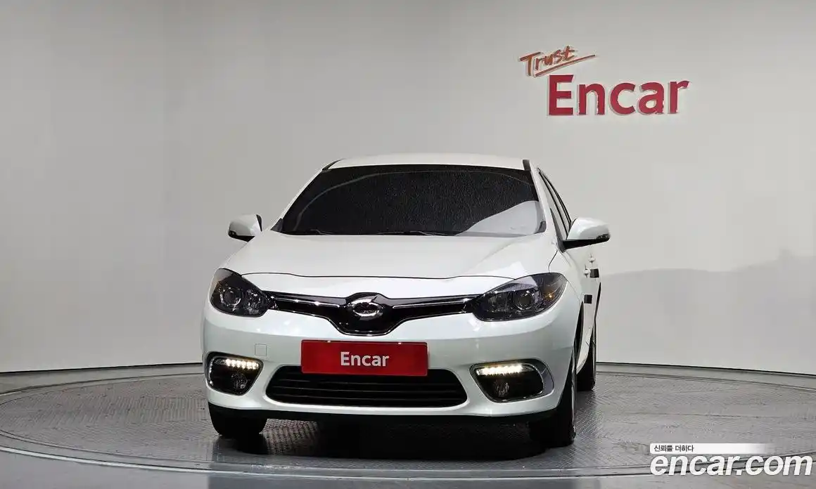 Renault SM3 2015 1.6 гидро в Москве № 2054136, фото 3