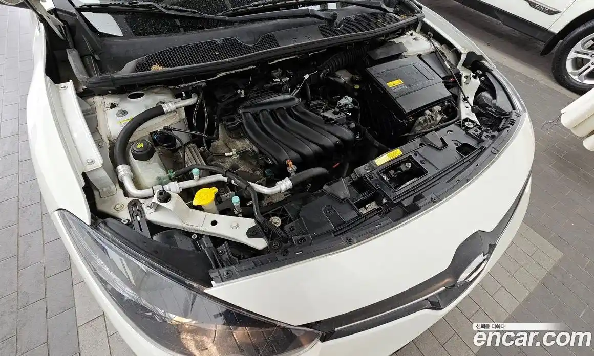 Renault SM3 2015 1.6 гидро в Москве № 2054136, фото 6