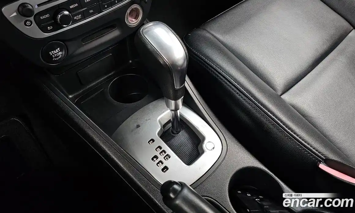 Renault SM3 2015 1.6 гидро в Москве № 2054136, фото 9