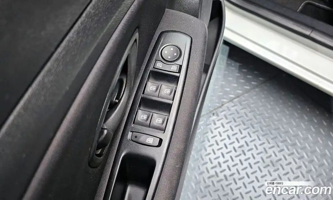 Renault SM3 2012 1.6 гидро в Москве № 2054137, фото 17
