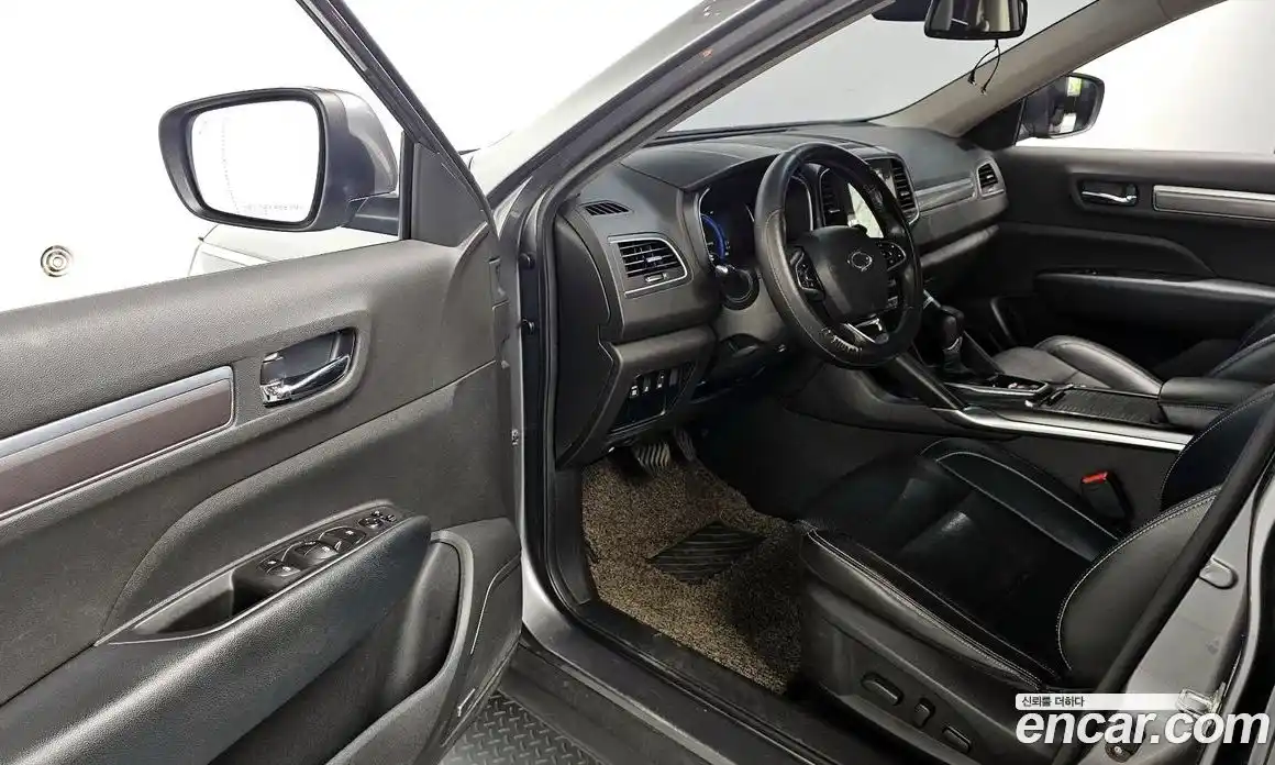 Renault QM6 2017 2.0 гидро в Москве № 2054223, фото 12