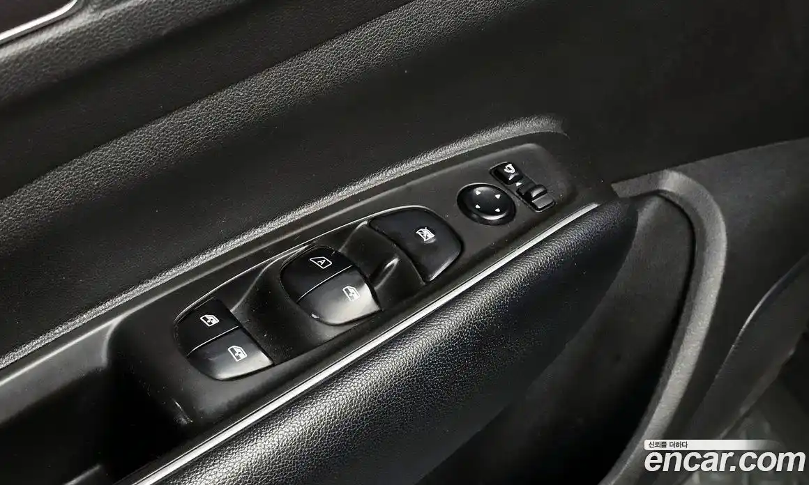 Renault QM6 2017 2.0 гидро в Москве № 2054223, фото 22
