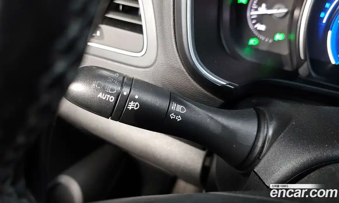 Renault QM6 2017 2.0 гидро в Москве № 2054223, фото 29