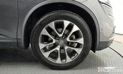 Renault QM6 2017 2.0 гидро в Москве № 2054223, миниатюра 6