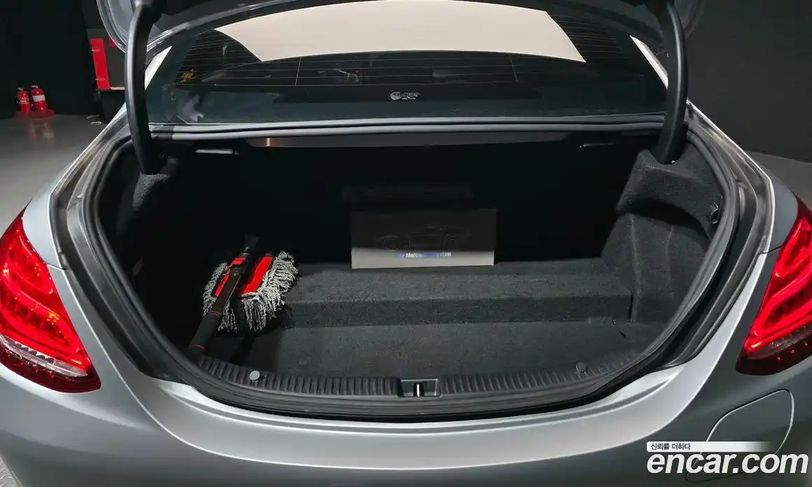 Mercedes-Benz C-Class 2018 2.0 гидро в Москве № 2054280, фото 20